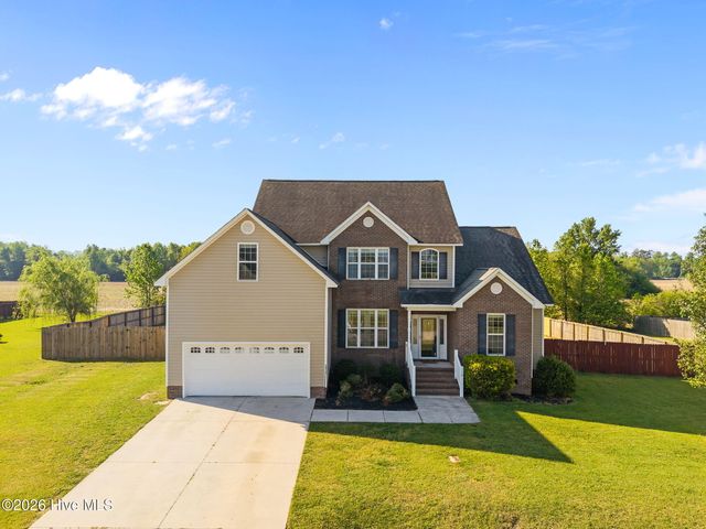 118 Farmington Drive, Richlands, NC 28574