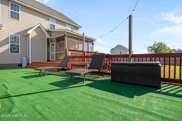 118 Farmington Drive, Richlands, NC 28574