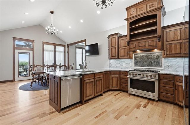 7630 SE Berryton Road, Berryton, KS 66409