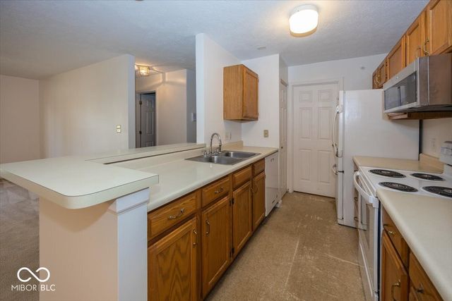 12519 Timber Creek Drive 2, Carmel, IN 46032