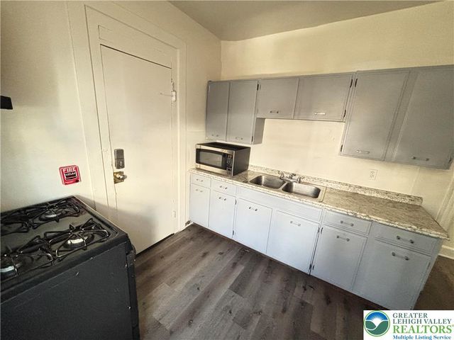 113 North 8th Street 4, Easton, PA 18042