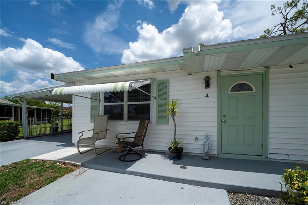4 Desert Candle CIR, Lehigh Acres, FL 33936