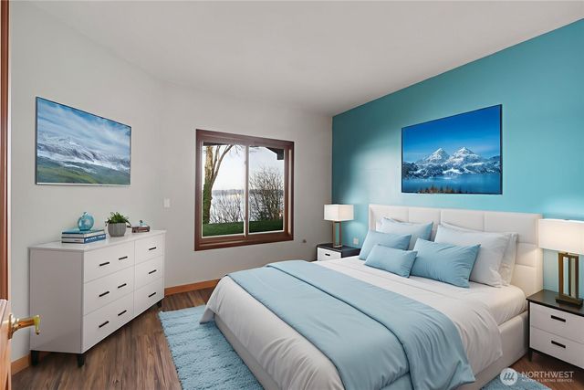 8204 East Side Drive NE, Tacoma, WA 98422