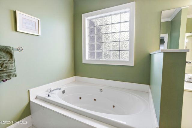 286 Gooseneck Road W, Rocky Point, NC 28457