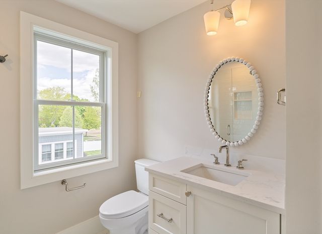 11 Wyndemere, Natick, MA 01760