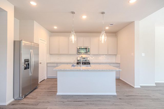 263 Navasota Narrows Way, Conroe, TX 77304