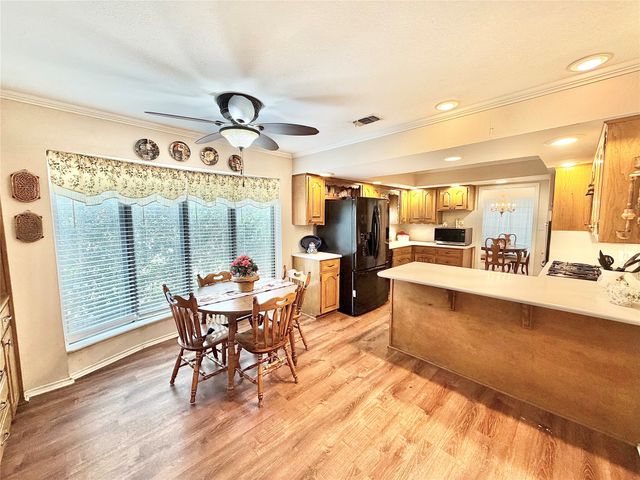 1800 Southridge Drive, Denton, TX 76205