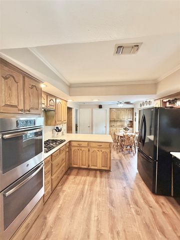 1800 Southridge Drive, Denton, TX 76205