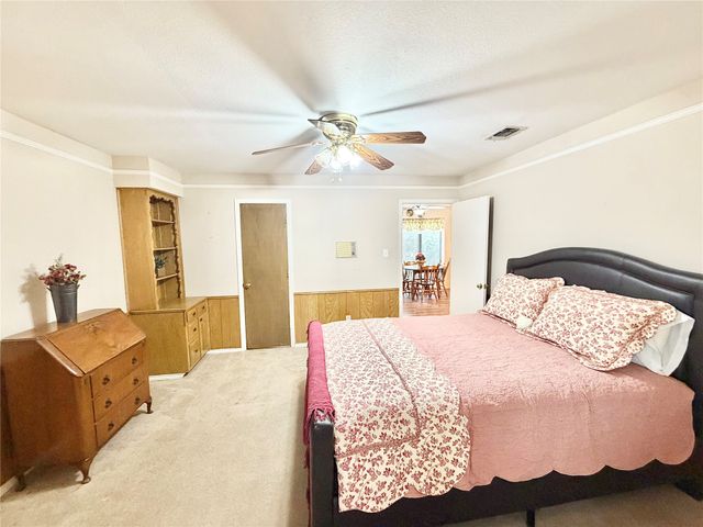 1800 Southridge Drive, Denton, TX 76205