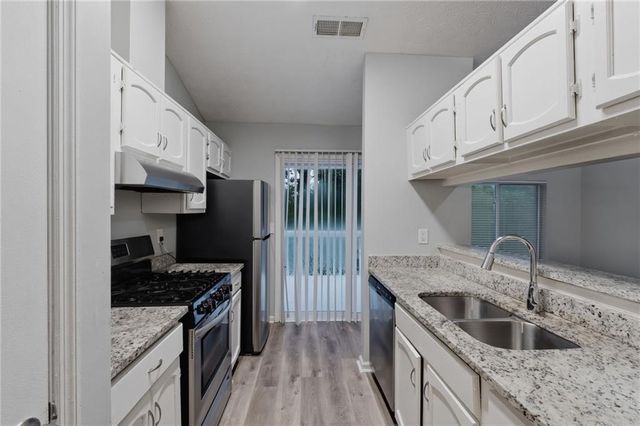 5455 Fox Haven Trail, Stone Mountain, GA 30088