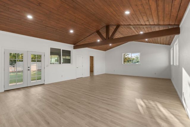 14125 Ward Ave, Patterson, CA 95363