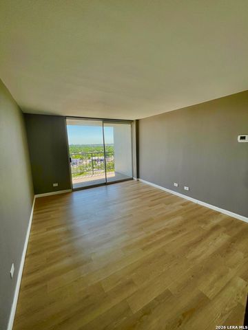 7039 San Pedro Ave Apt 704, San Antonio, TX 78216
