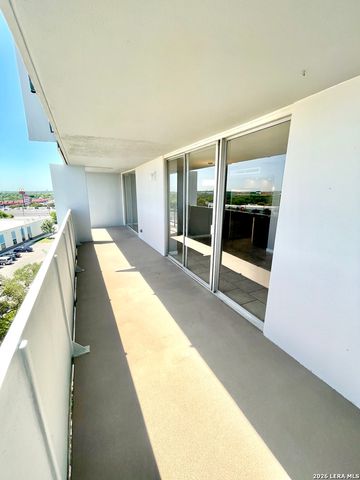 7039 San Pedro Ave Apt 704, San Antonio, TX 78216