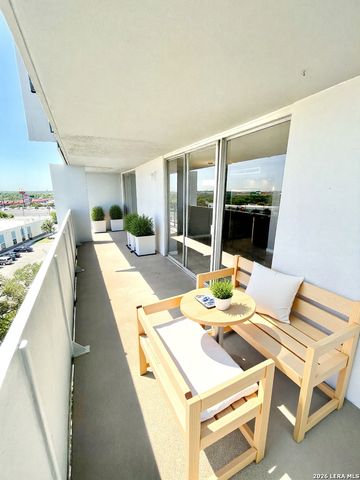 7039 San Pedro Ave Apt 704, San Antonio, TX 78216