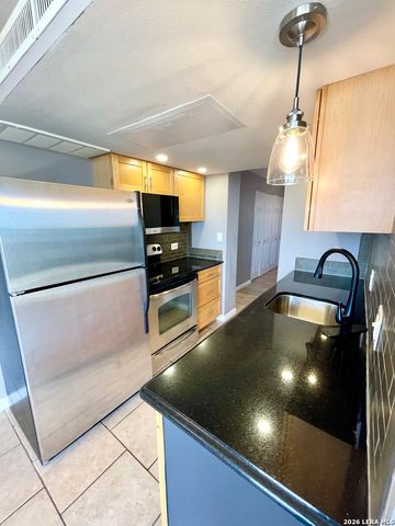 7039 San Pedro Ave Apt 704, San Antonio, TX 78216