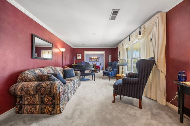 2010 N Beal Street, Belton, TX 76513