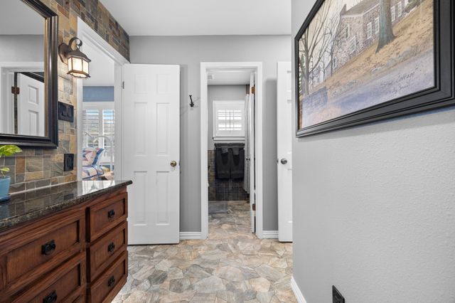 2010 N Beal Street, Belton, TX 76513