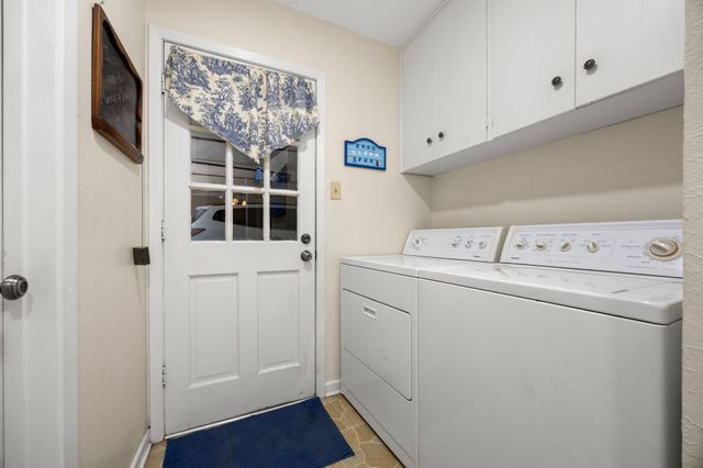 2010 N Beal Street, Belton, TX 76513