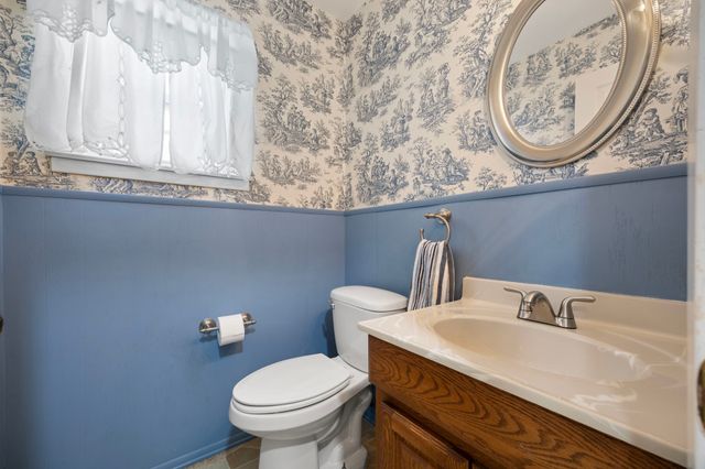 2010 N Beal Street, Belton, TX 76513