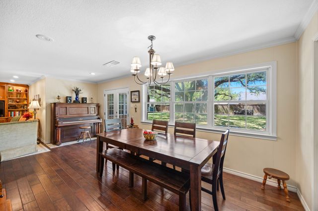 2010 N Beal Street, Belton, TX 76513