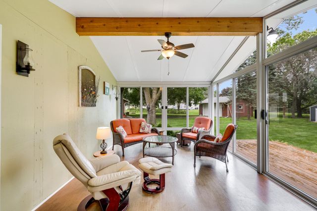 17200 Barberry Circle, Eden Prairie, MN 55346