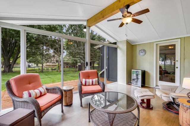 17200 Barberry Circle, Eden Prairie, MN 55346