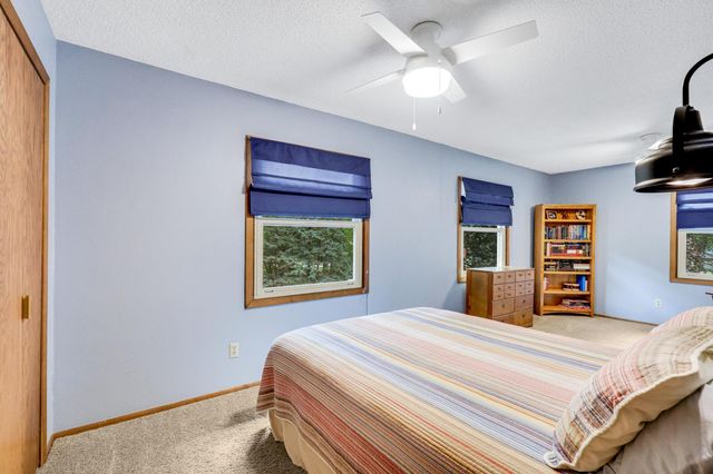 17200 Barberry Circle, Eden Prairie, MN 55346
