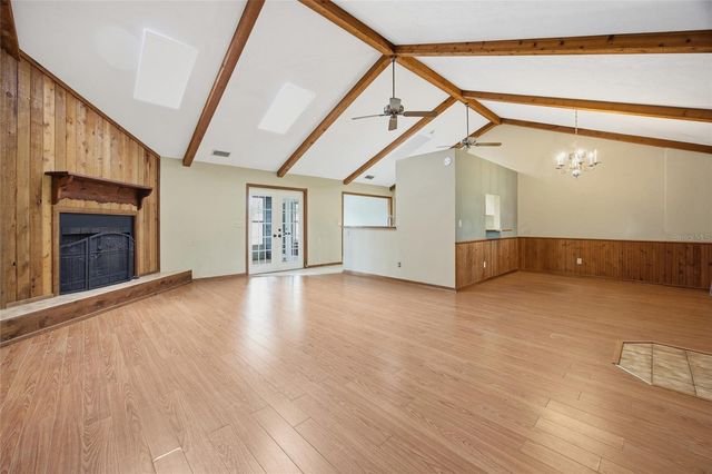 155 SE 32ND PLACE, Ocala, FL 34471