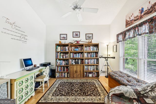 318 Dogwood Trace, Mcdonough, GA 30252