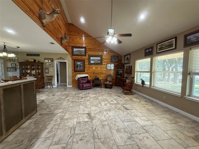 2100 CR 419, Comanche, TX 76442