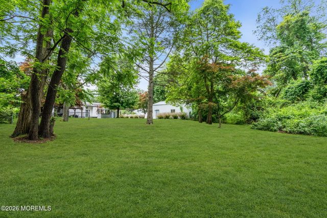28 Dawn Cypress Lane, Jackson, NJ 08527