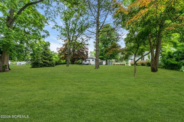 28 Dawn Cypress Lane, Jackson, NJ 08527