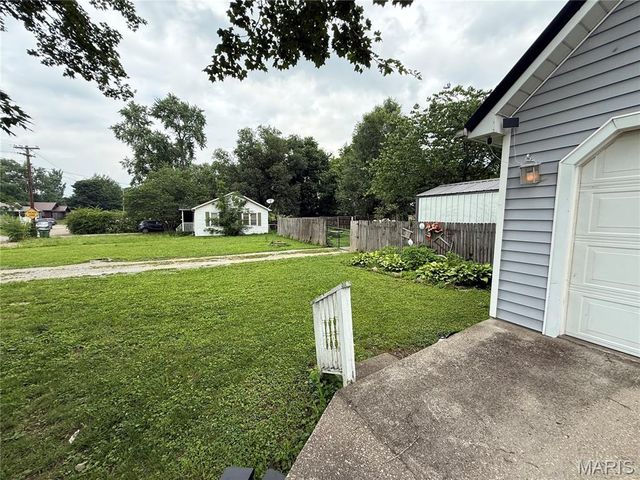 707 Buford Blvd, Fredericktown, MO 63645