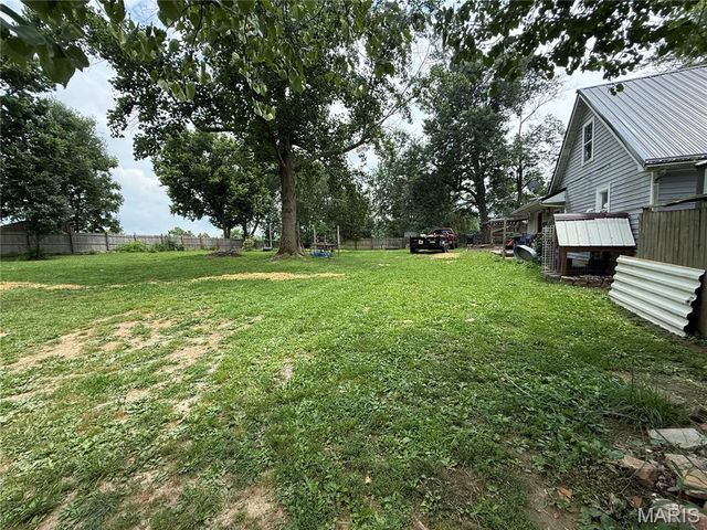 707 Buford Blvd, Fredericktown, MO 63645