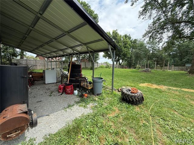 707 Buford Blvd, Fredericktown, MO 63645