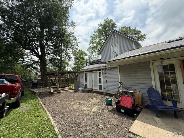 707 Buford Blvd, Fredericktown, MO 63645