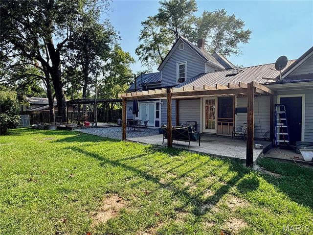 707 Buford Blvd, Fredericktown, MO 63645