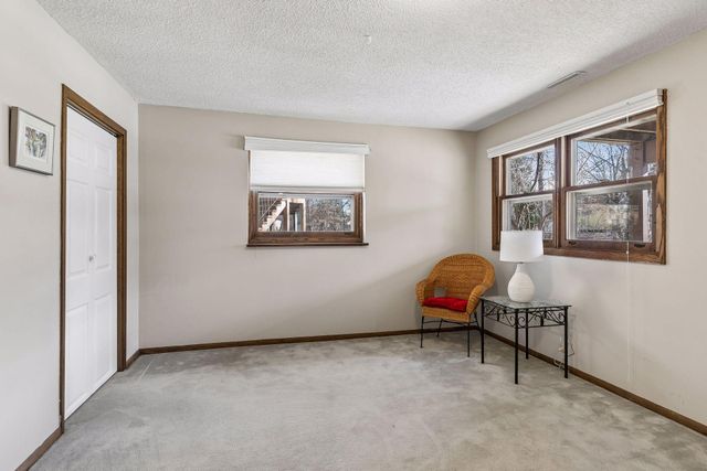 1912 Serendipity Court, New Brighton, MN 55112