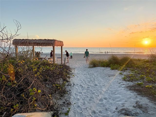 3710 GULF OF MEXICO DRIVE F2, Longboat Key, FL 34228