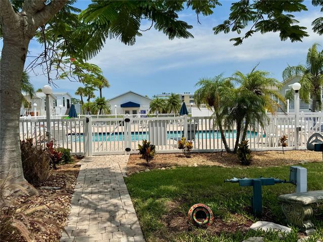 3710 GULF OF MEXICO DRIVE F2, Longboat Key, FL 34228