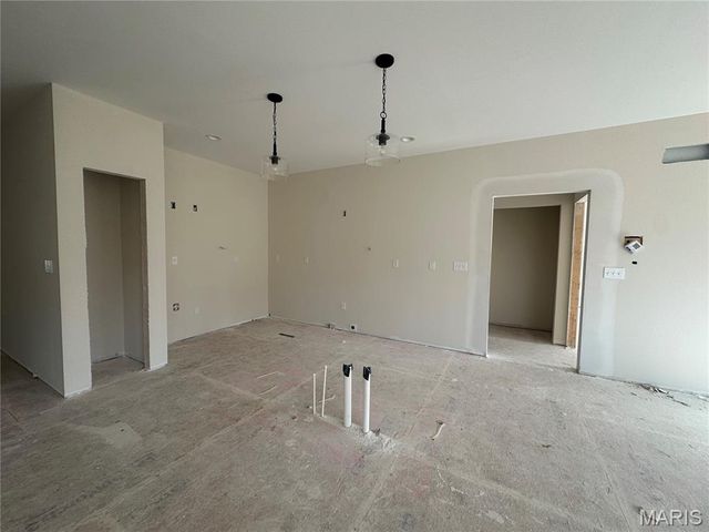1823 Robins Mill Court, Maryville, IL 62062
