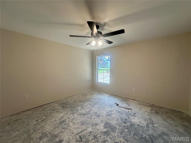 1823 Robins Mill Court, Maryville, IL 62062