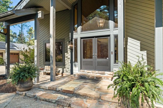 1643 S 40th Ave., Hattiesburg, MS 39402