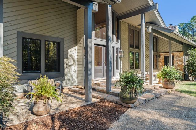 1643 S 40th Ave., Hattiesburg, MS 39402