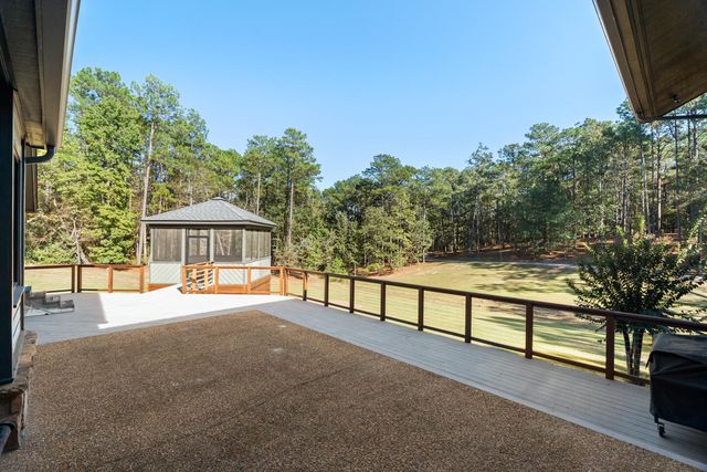 1643 S 40th Ave., Hattiesburg, MS 39402