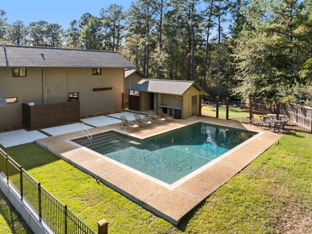 1643 S 40th Ave., Hattiesburg, MS 39402