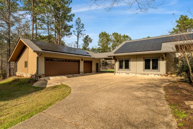 1643 S 40th Ave., Hattiesburg, MS 39402