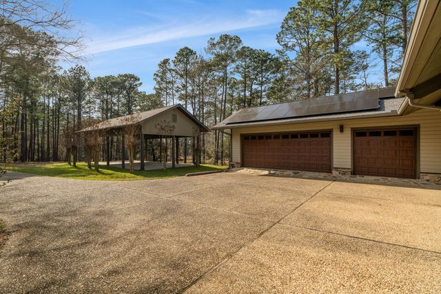 1643 S 40th Ave., Hattiesburg, MS 39402