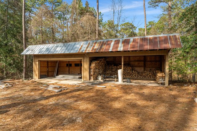 1643 S 40th Ave., Hattiesburg, MS 39402