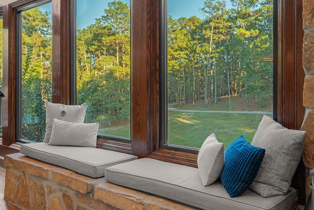 1643 S 40th Ave., Hattiesburg, MS 39402